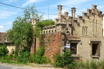  (© Rodochrozit        , 07/2010)