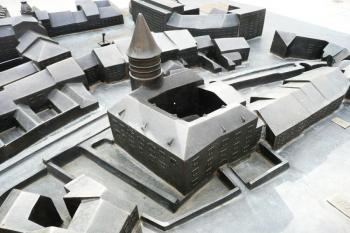 zmenšenina zámku na modelu města na Dolním náměstí ( © Jan P. Štěpánek 07/2008)