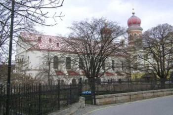 Pohled z Divadelní ulice (© Fanda Mikeš 04/2004)
