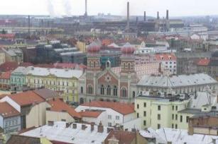 Pohled z věže Kostela sv. Bartoloměje (© Fanda Mikeš 04/2004)