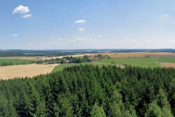 Výhled z rozhledny Rosička, 4. srpna 2013 (© Jan Klapetek, 08/2013)
