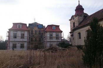 Luštěnice (© Taribo, 02/2015)