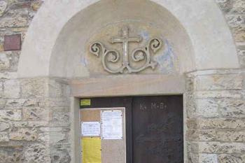 Vstupní portál (© Ivan Grisa, 03/2006)