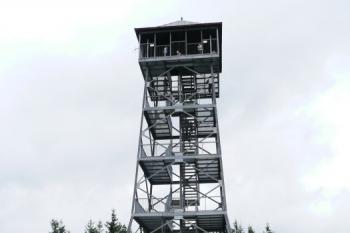 rozhledna na české straně Velké Čantoryje ( © Jan P. Štěpánek 08/2008)