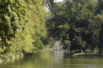 podzámecká zahrada - dlouhý rybník (© Jan Baše 03/2006)