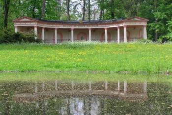 Pompejánská kolonáda (© Vojtěch Novák 05/2004)