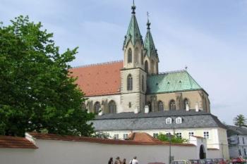 chrám sv. Mořice (© Vojtěch Novák 05/2004)