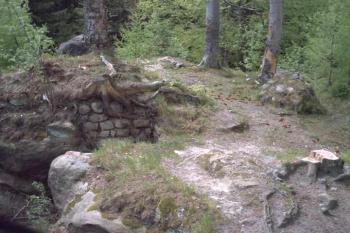  (© Břetislav Hušek 05/2004)