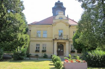 záp strana s balkónkem (© D Dohňanský, 07/2018)
