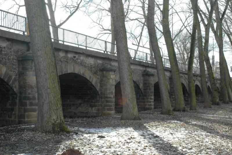 inundanční most