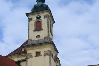 Kostelní věž ( © Pavel Vítek 02/2006)