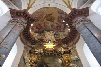 detail presbytáře (© de ardoise, 06/2007)