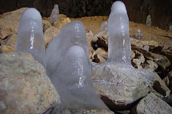  (© Jaroslav Řezáč 2004)