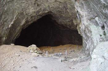  (© Jaroslav Řezáč 2004)