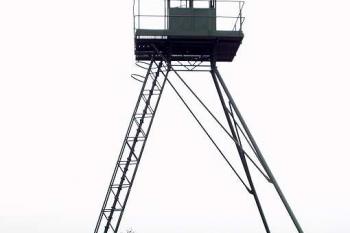 Strážní věž (© Méďa Béďa 05/2004)