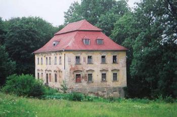 Starý zámek (© Ťava 07/2003)
