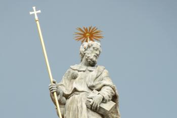 socha na Bazilice Navštívení Panny Marie (Svatý Kopeček) (© František Kinař, 08/2014)