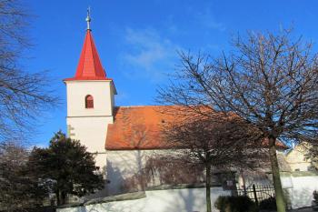 Pouchobrady-kostel (© Alena Říhová  01/2020)