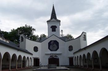 poutní kostel Panny Marie pomocné u Zlatých hor ( © Ivo Rozehnal 06/2015)