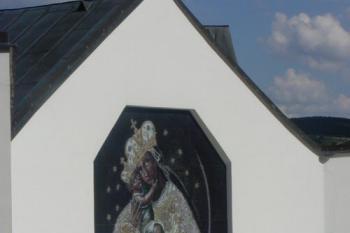 Poutní kostel P. Marie Pomocné u Zlatých hor (© Hana Kubikova 06/2004)