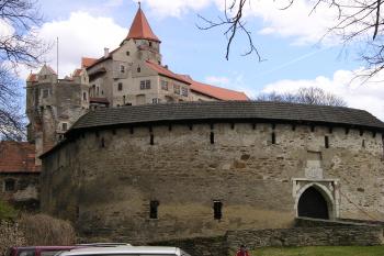 Hrad Pernštejn (© Vlastislav Mareček, 04/2008)