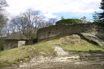 Hrad Pernštejn (© Vlastislav Mareček, 04/2008)