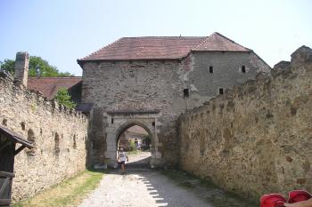 Hrad Pernštejn (© Vlastislav Mareček, 08/2013)