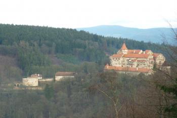 Pernštejn od Sejřku (© Jan Večeřa, 12/2015)