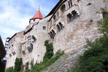 Vnitřní jádro hradu (© Jan P. Štěpánek 08/2006)