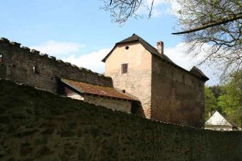 Objekt čp. 7 od severu (© Ivan Grisa, 05/2008)