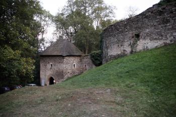 První hradní brána ( © Iva Spurná 27.9.2009)