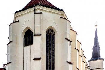 Kostel Povýšení Kříže v Litomyšli. (© Pavel Vítek  09/2025)