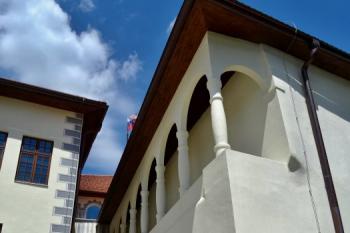 západní průčelí renesančního východního křídla jádra hradu ( © Jan P. Štěpánek 06/2017)