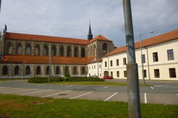 klášter cisterciáků s kostelem Nanebevzetí Panny Marie a sv. Jana Křtitele Kutná Hora-Sedlec (© Vlastislav Mareček, 05/2016)