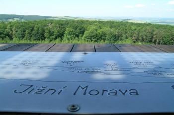 Travičná - rozhled (© Hana Kubikova 06/2006)