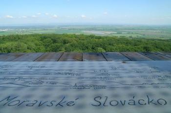 Travičná - rozhled (© Hana Kubikova 06/2006)