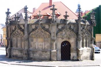 Kamenná kašna v Kutné Hoře ( © Pavel Vítek 05/2007)