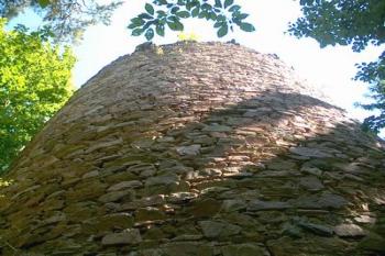 Torzo věže (2002 ©Václav Hodek)