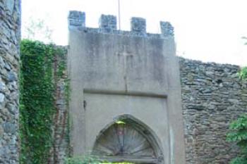 Pirkenštejn (2003 ©Puffin Puffin)