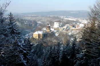 Pirkštejn a Rataje n. S. (© Jiří Čížek, 01/2009)