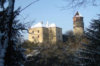 Pirkštejn (© Jiří Čížek, 01/2009)