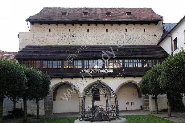 Písek