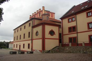 Kaple Hostivického zámku (© Jan Šebek, 04/2008)
