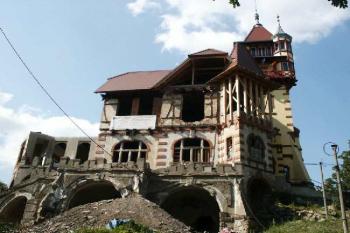 Hrádek-Burgsberg (© Lenka Martinková 08/2004)