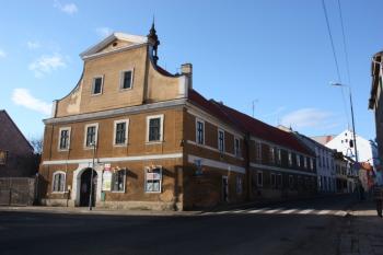 Radnice od východu ( © Ivan Grisa 12/2009)