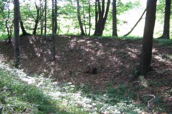 Val a hradní příkop (© Pavel doskocil 08/2005)