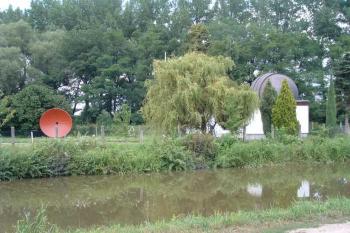 Pohled přes Baťův kanál (© Stanislav Brebera 08/2004)