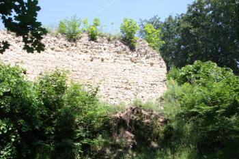 Jihovýchodní nároží hradeb ( © Ivan Grisa 06/2011)