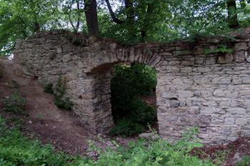 Hrad Pravda ( © Radovan Smokoň 05/2007)