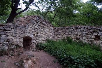 Hrad Pravda ( © Radovan Smokoň 05/2007)